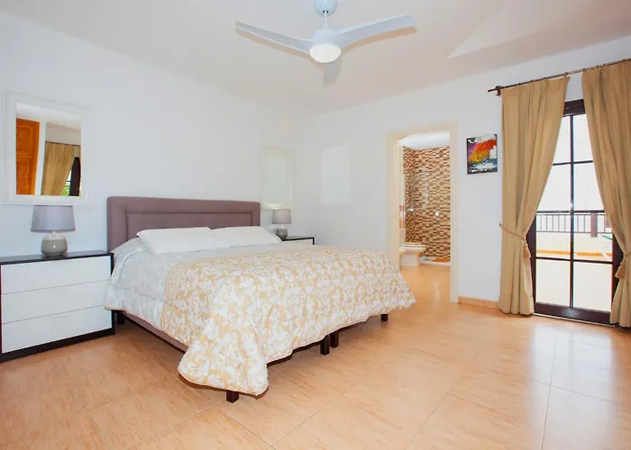 Delightful 4 Bedrooms Large Private Pool Ellen Willa *