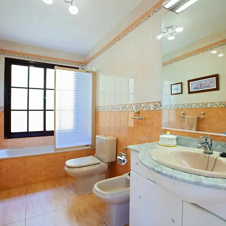 Villa Delightful 4 Bedrooms Large Private Pool Ellen Lanzarote *