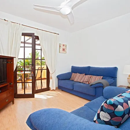 Delightful 4 Bedrooms Large Private Pool Ellen Costa Teguise